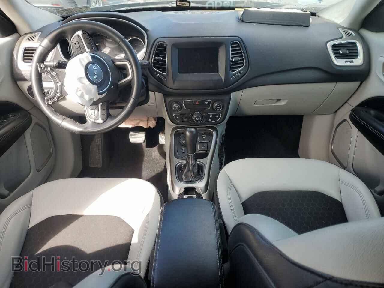 2019 JEEP COMPASS - VIN: 3C4NJDBB1KT647036 - Фото 8