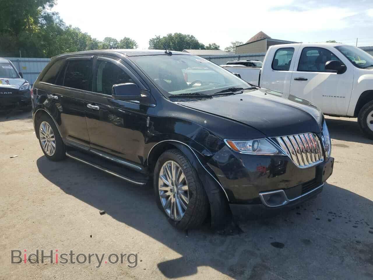 2011 LINCOLN MKX - VIN: 2LMDJ8JK2BBJ05847 - Photo 4