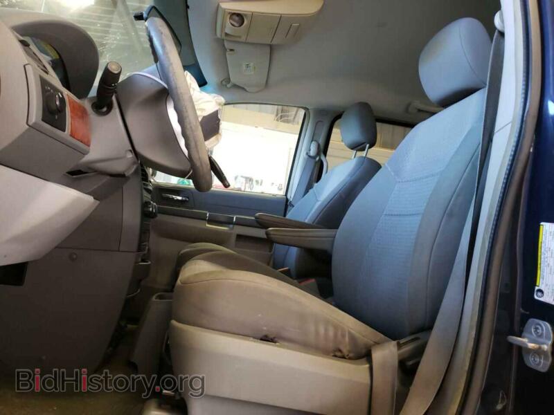 2008 Chrysler MINIVAN (VIN 2A8HR44H28R623565) — фото 7 из 14
