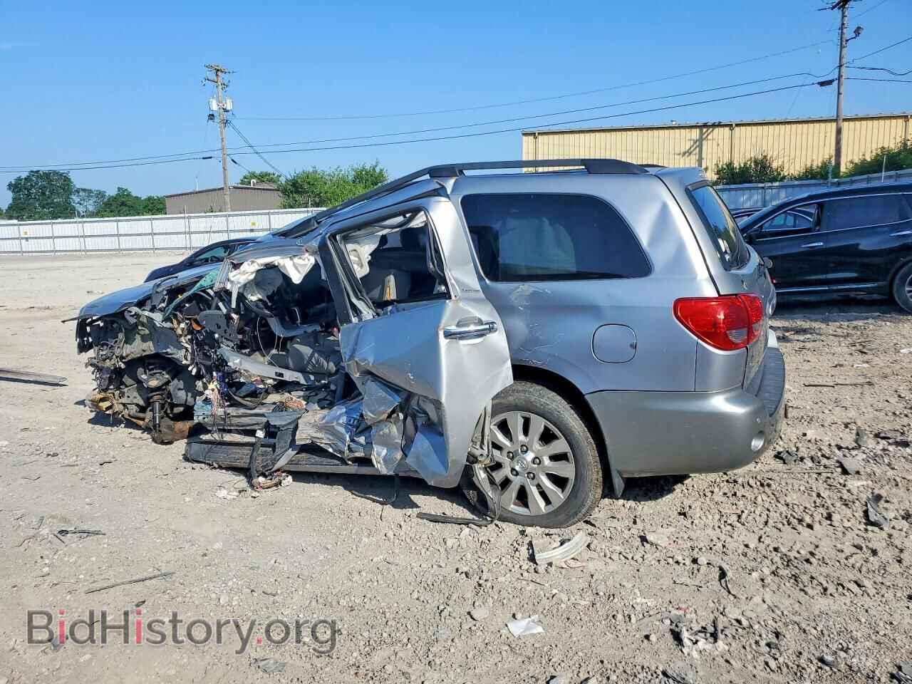 2008 TOYOTA SEQUOIA - VIN: 5TDBY68A78S005822 - Фото 2