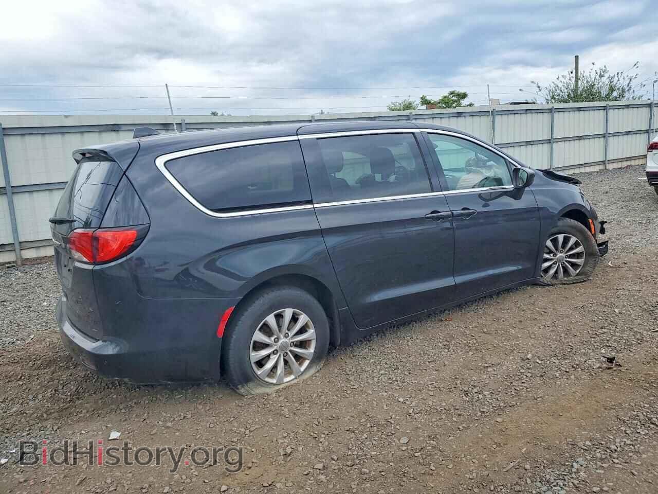 2017 CHRYSLER PACIFICA - VIN: 2C4RC1DG7HR545111 - Фото 3