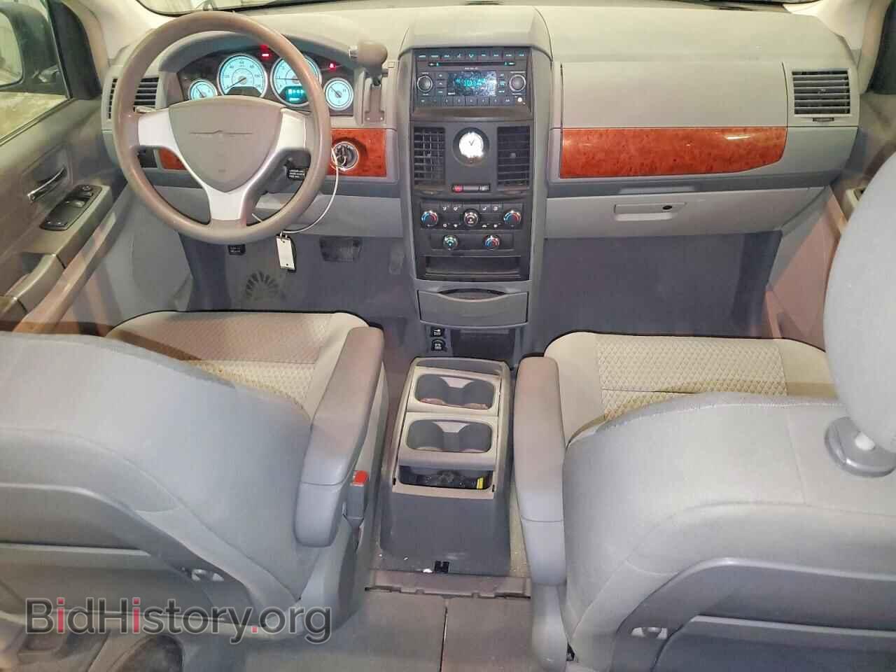2008 CHRYSLER MINIVAN - VIN: 2A8HR44H98R748868 - Фото 8
