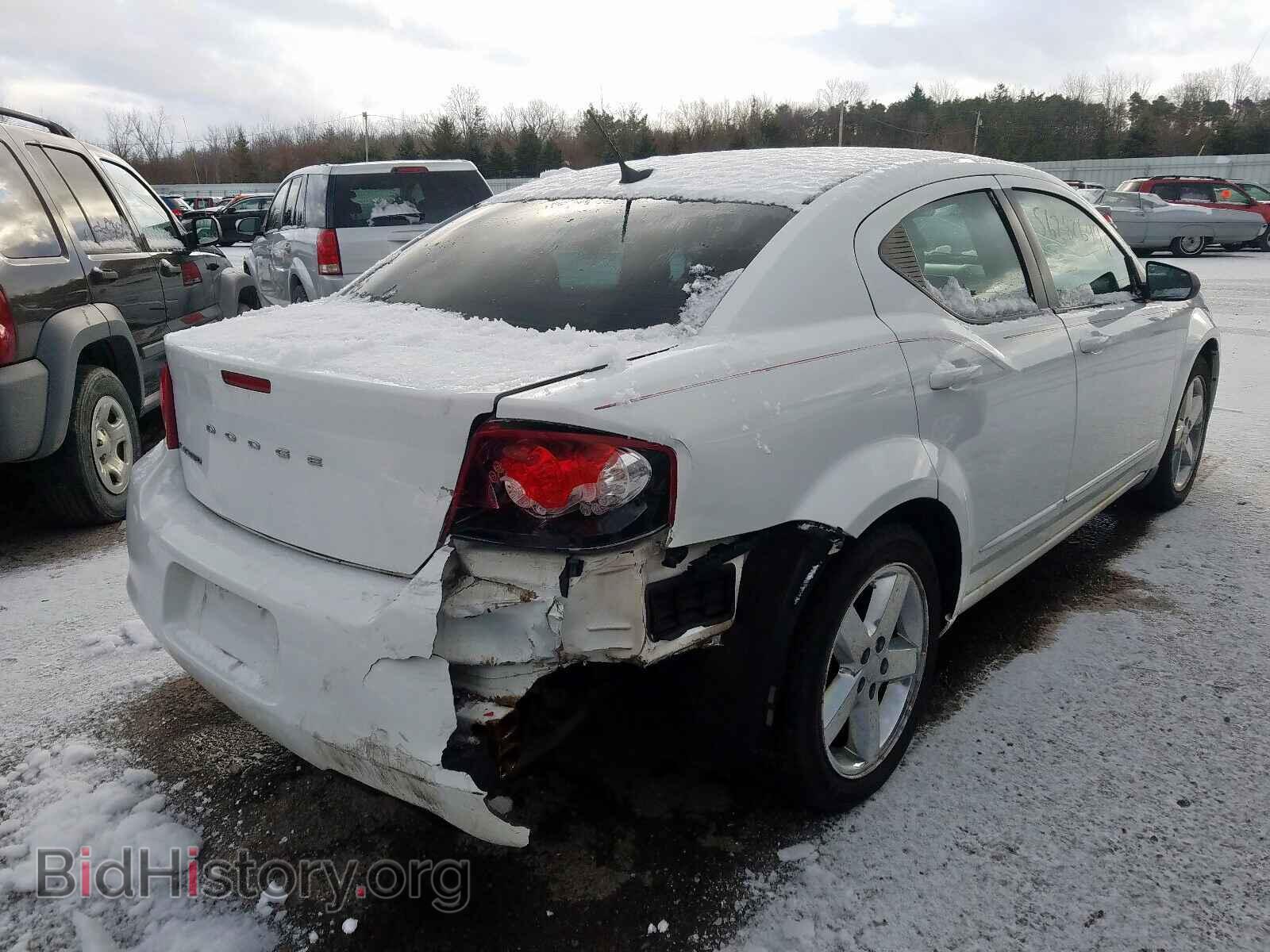 2011 DODGE AVENGER - VIN: 1B3BD4FB6BN556141 - Photo 4