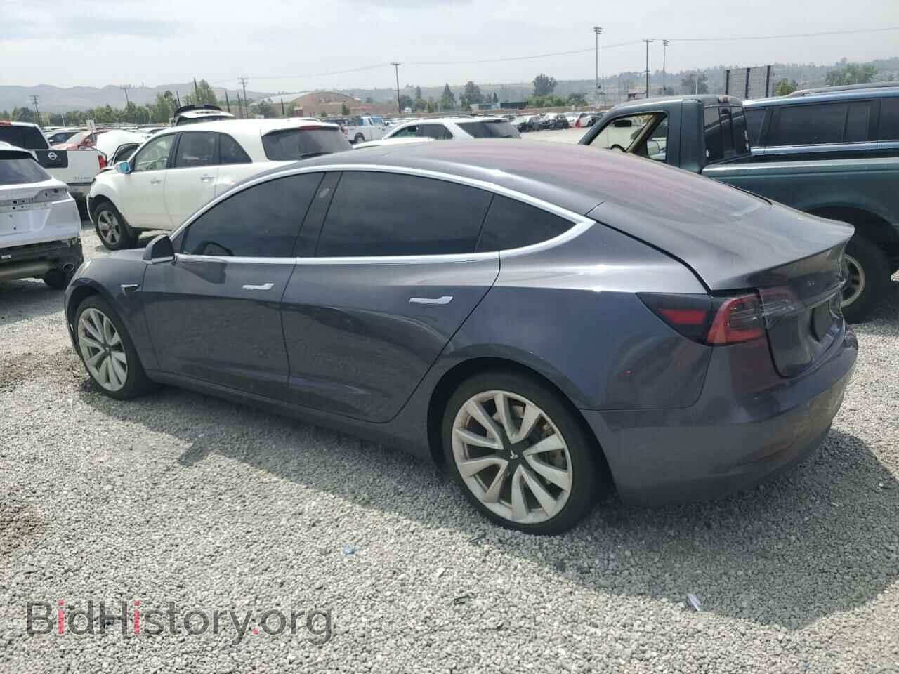 2018 TESLA MODEL 3 - VIN: 5YJ3E1EA1JF010853 - Фото 2