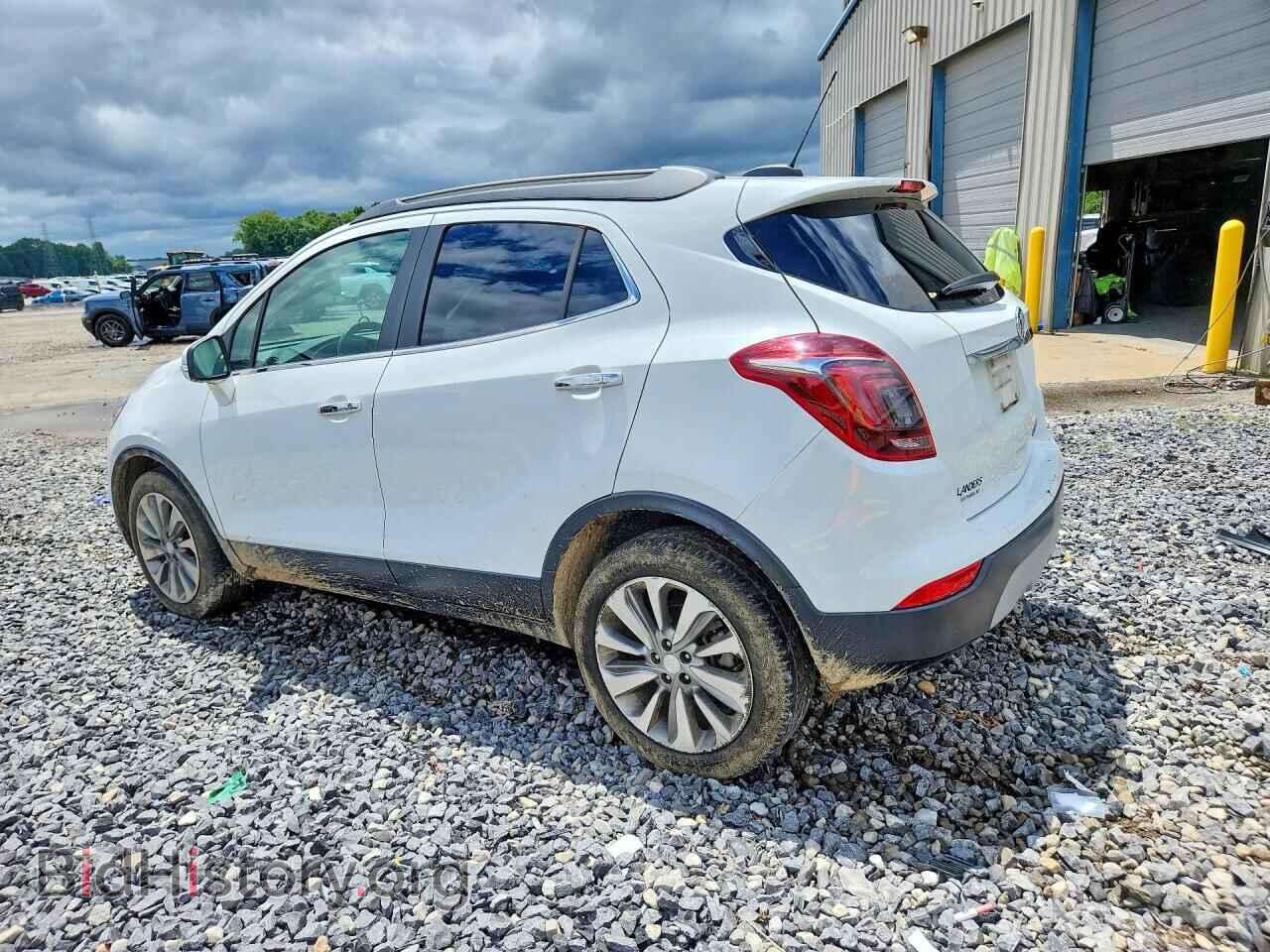 2019 BUICK ENCORE - VIN: KL4CJASB2KB706077 - Photo 2