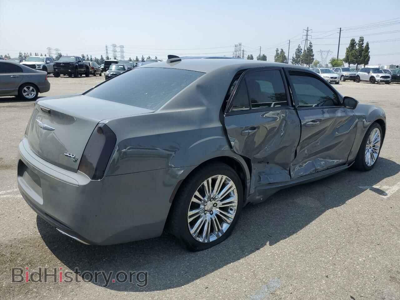 2019 CHRYSLER 300 - VIN: 2C3CCABG7KH562839 - Фото 3