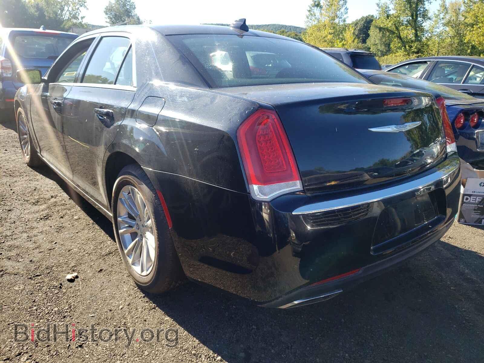 2016 CHRYSLER 300 - VIN: 2C3CCAAG6GH343587 - Фото 3