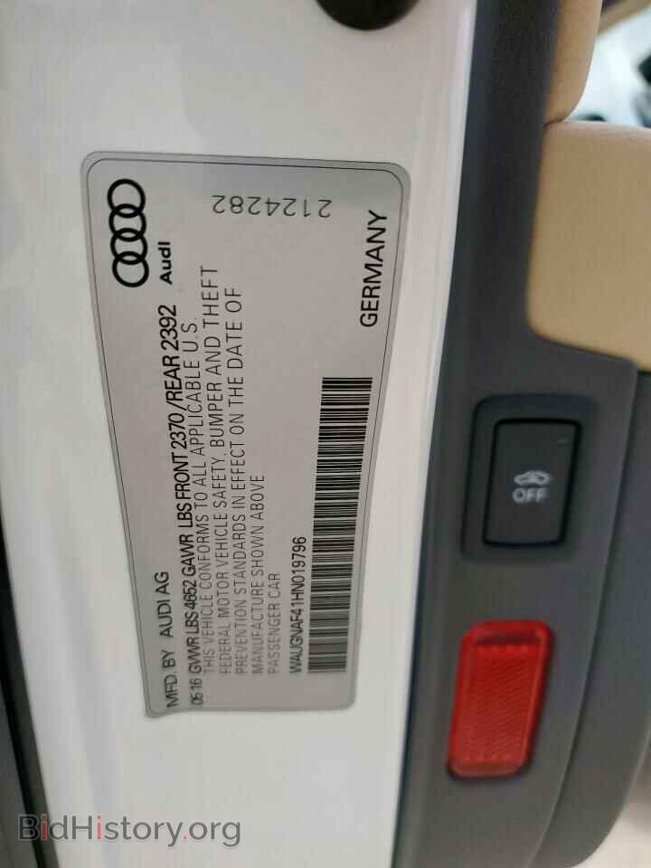 2017 AUDI A4 - VIN: WAUGNAF41HN019796 - Фото 12