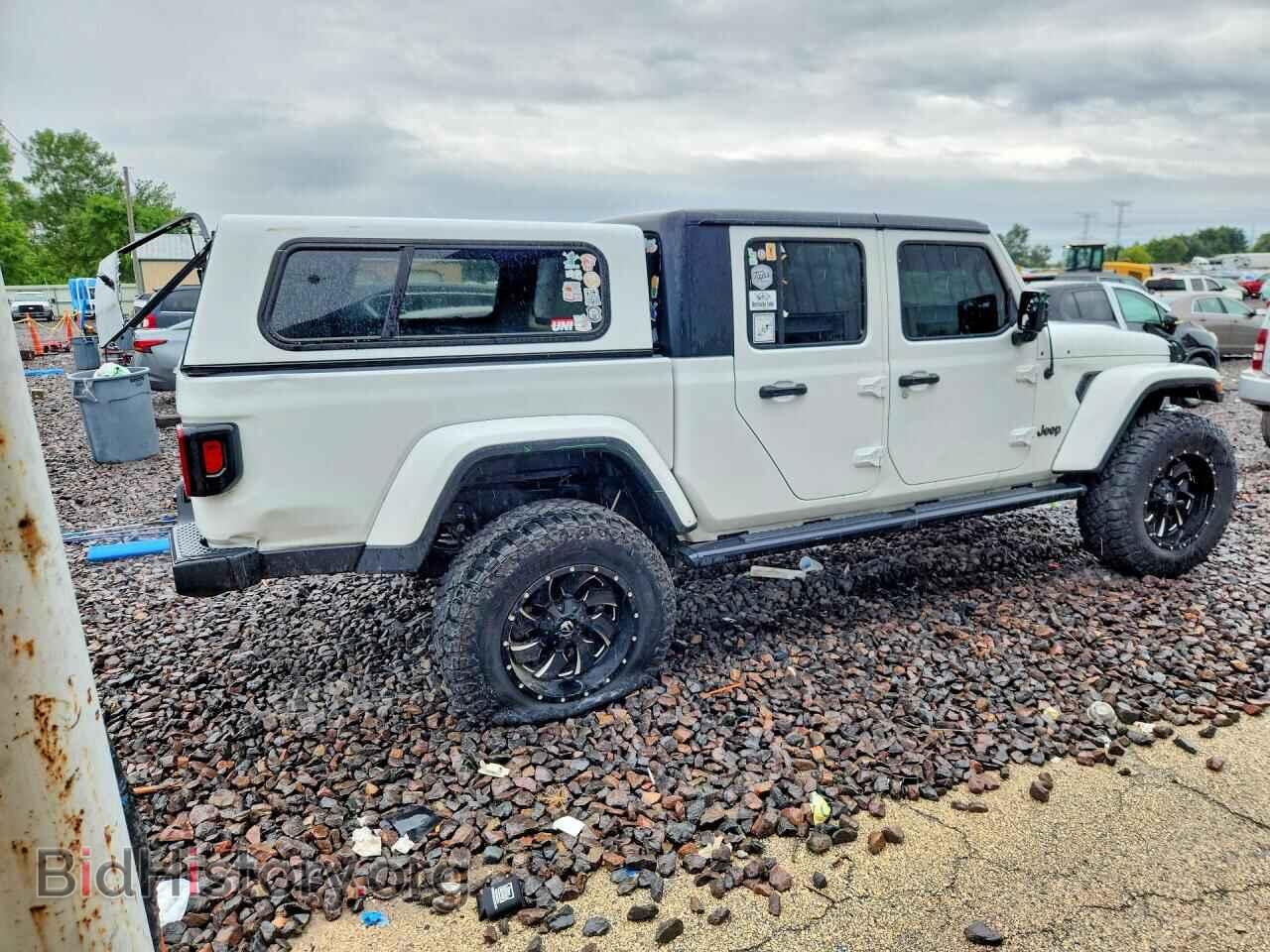 2020 JEEP GLADIATOR - VIN: 1C6HJTAG0LL200707 - Photo 3