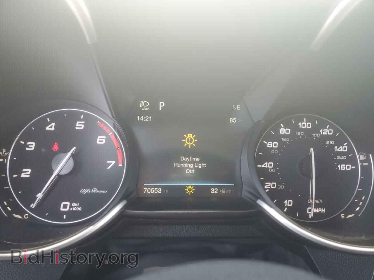 2017 ALFA ROMEO GIULIA - VIN: ZARFAEBN9H7544728 - Фото 9