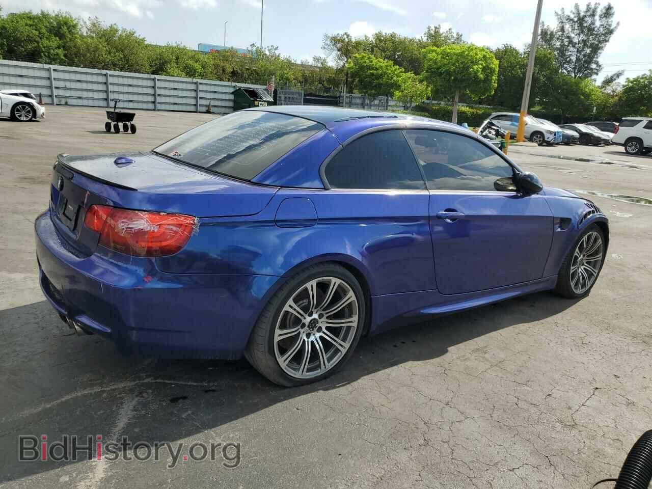2011 BMW M3 - VIN: WBSDX9C59BE399305 - Фото 3