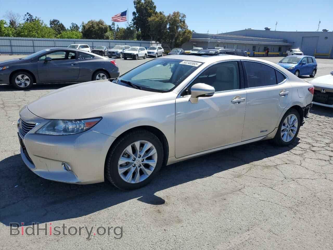 Photo JTHBW1GG1D2011128 - LEXUS ES300 2013