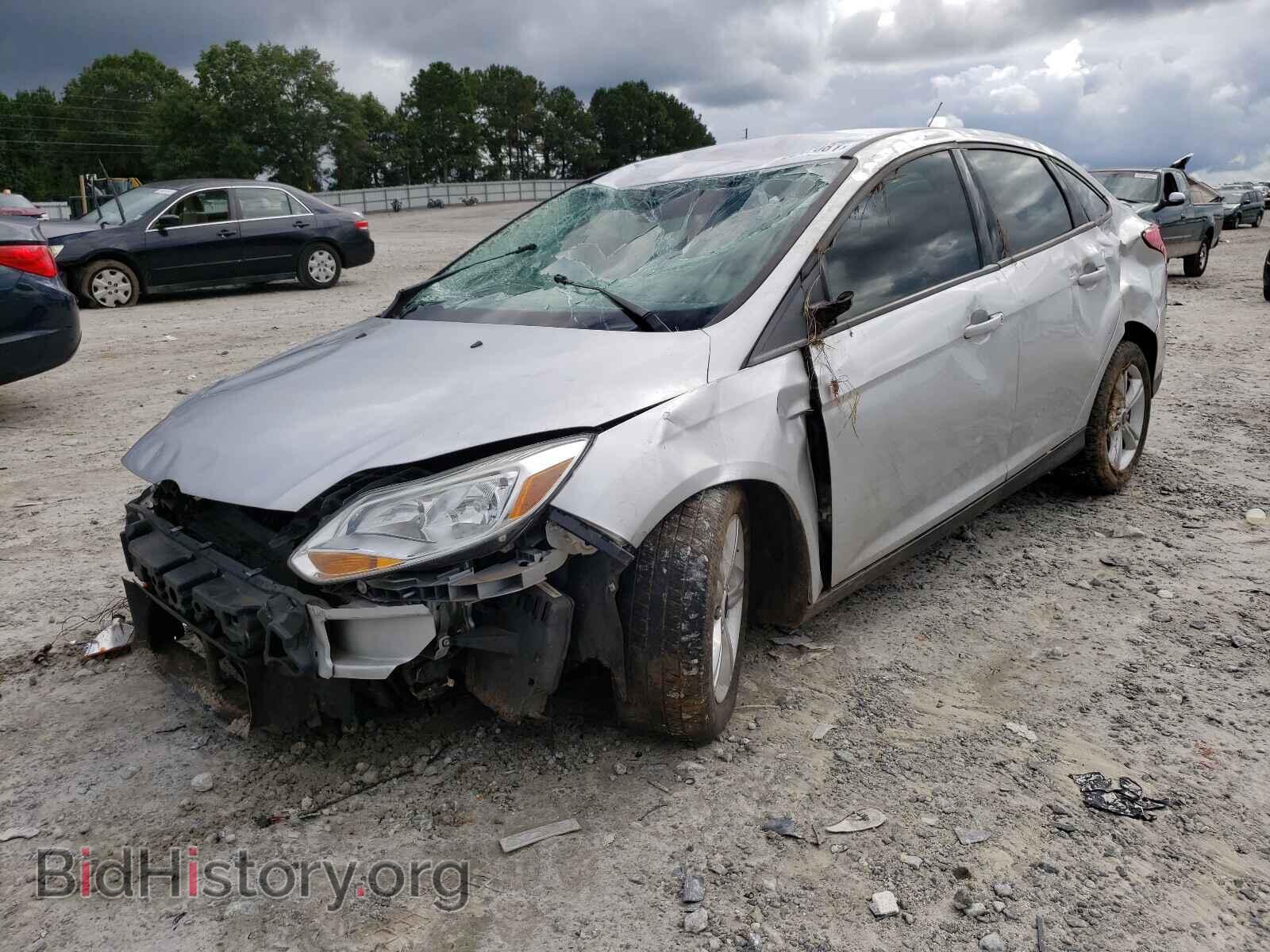 2014 FORD FOCUS - VIN: 1FADP3F2XEL435899 - Фото 2