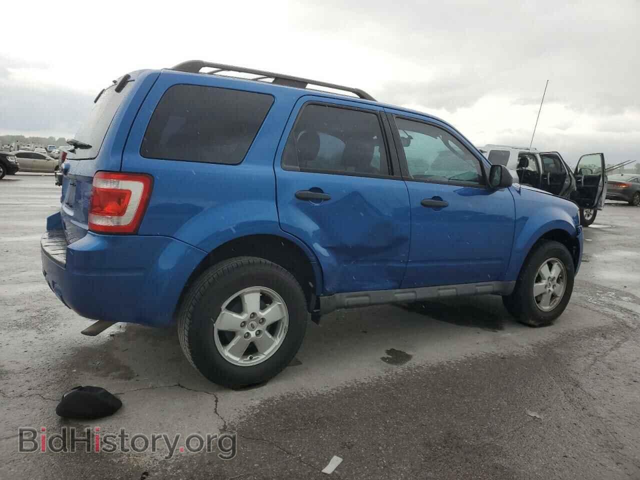 2011 FORD ESCAPE - VIN: 1FMCU0C70BKC48181 - Фото 3