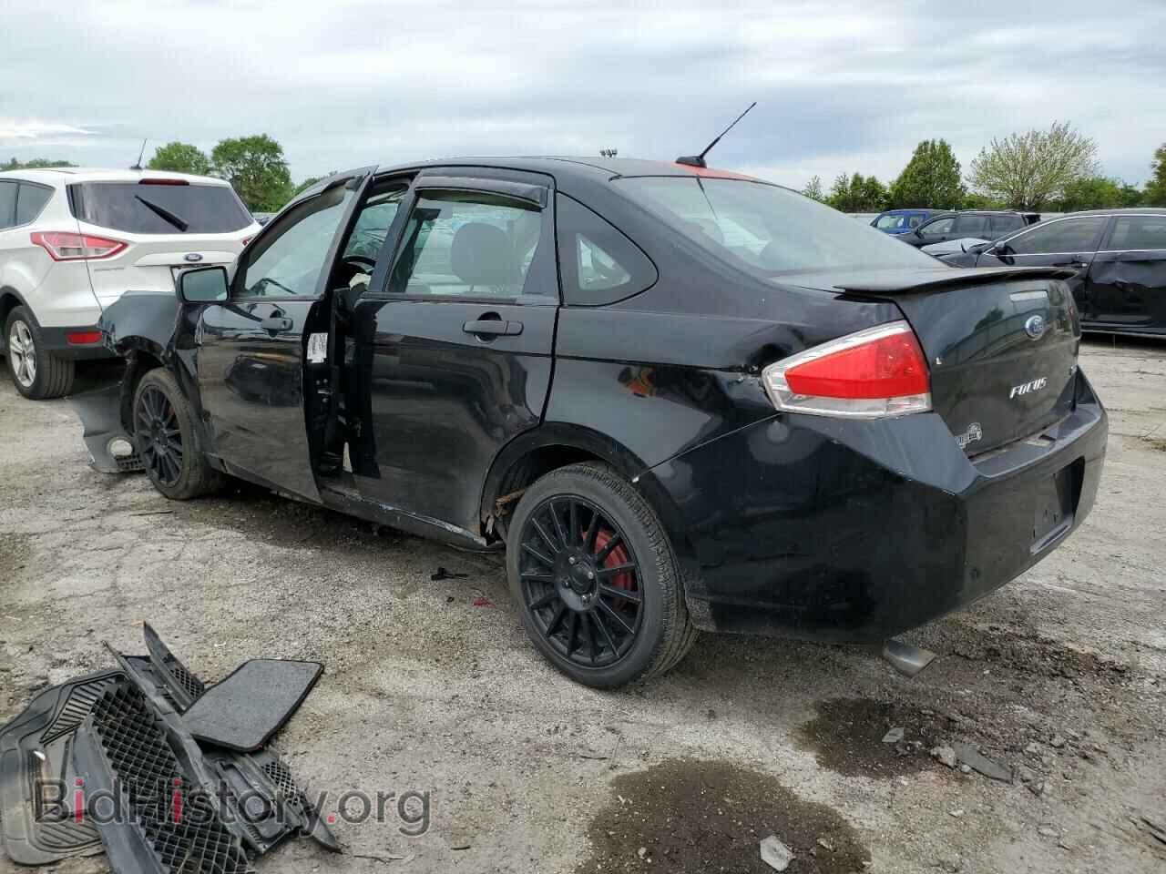 2011 FORD FOCUS - VIN: 1FAHP3GN8BW176043 - Фото 2