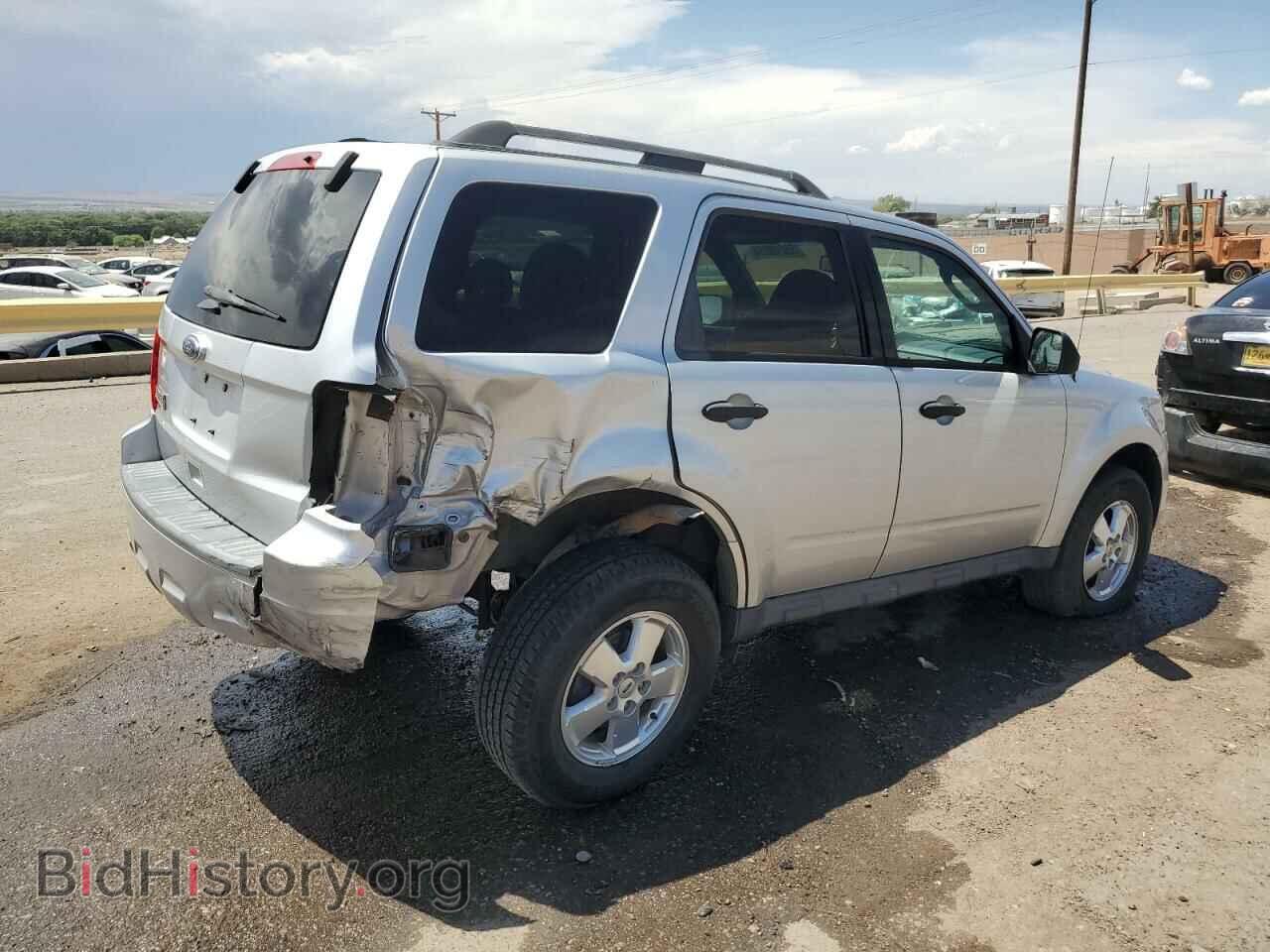 2011 FORD ESCAPE - VIN: 1FMCU0D71BKB74655 - Фото 3