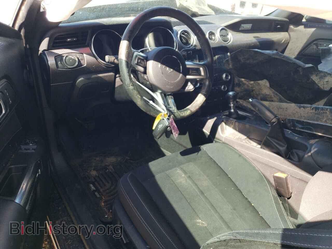 2019 FORD MUSTANG - VIN: 1FA6P8CF1K5197258 - Фото 8