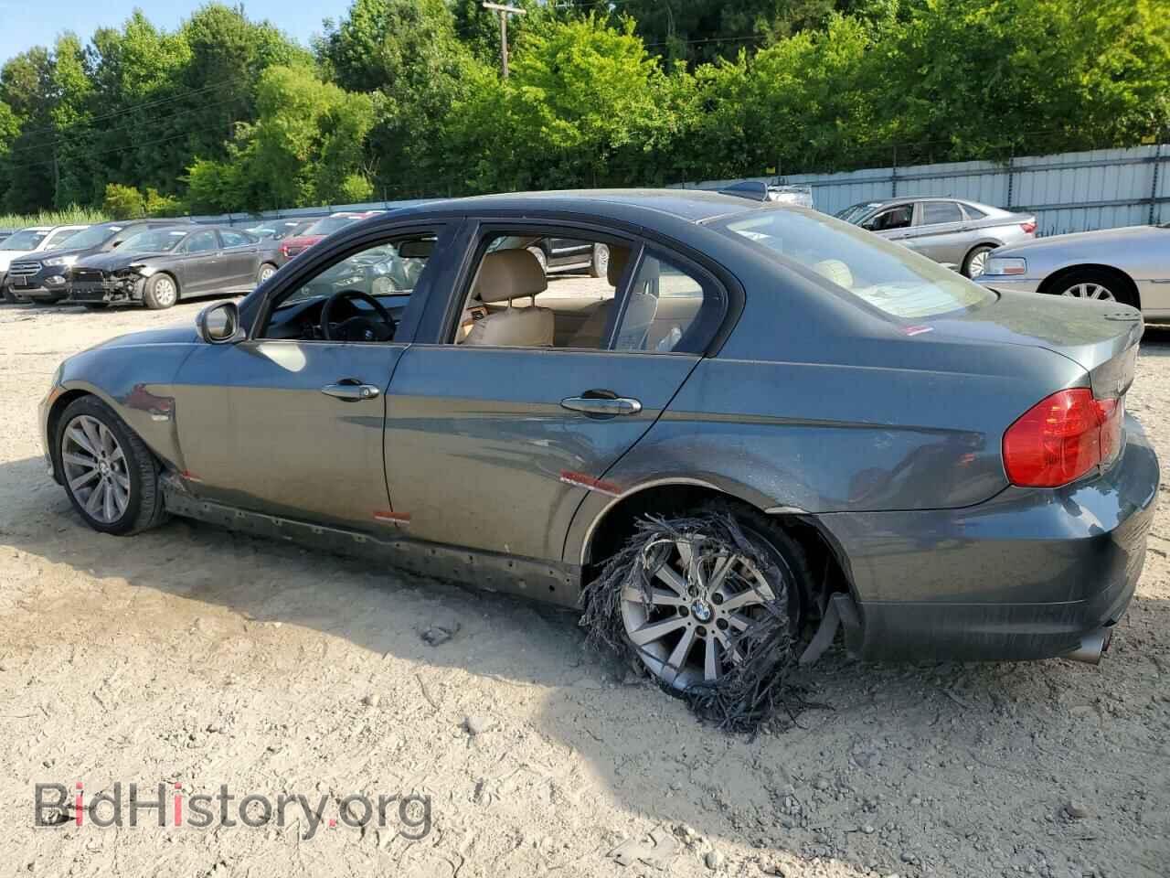 2011 BMW 3 SERIES - VIN: WBAPH7C5XBE674232 - Фото 2