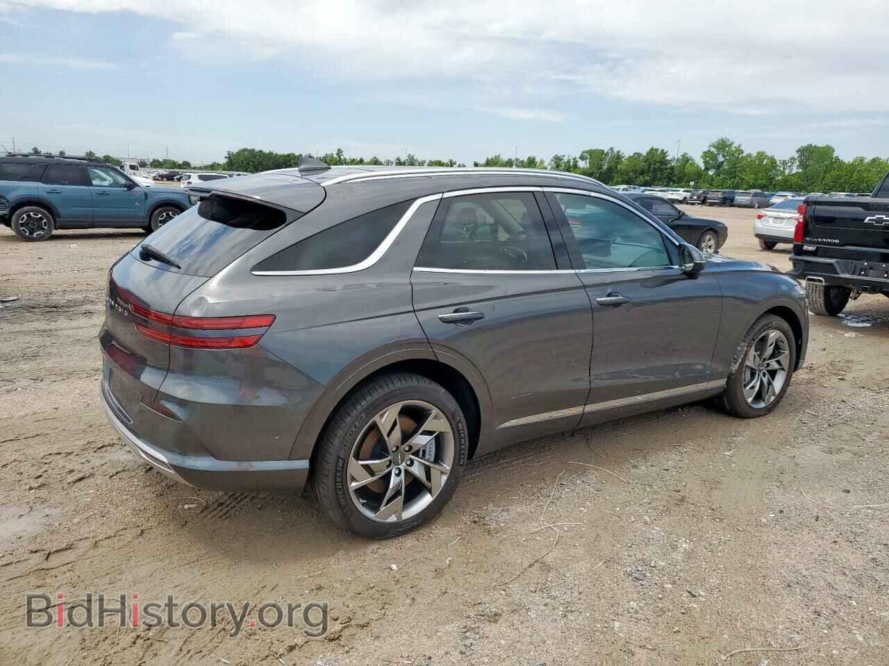 2023 GENESIS GV70 BASE - VIN: 5NMMCET11PH001159 - Фото 3