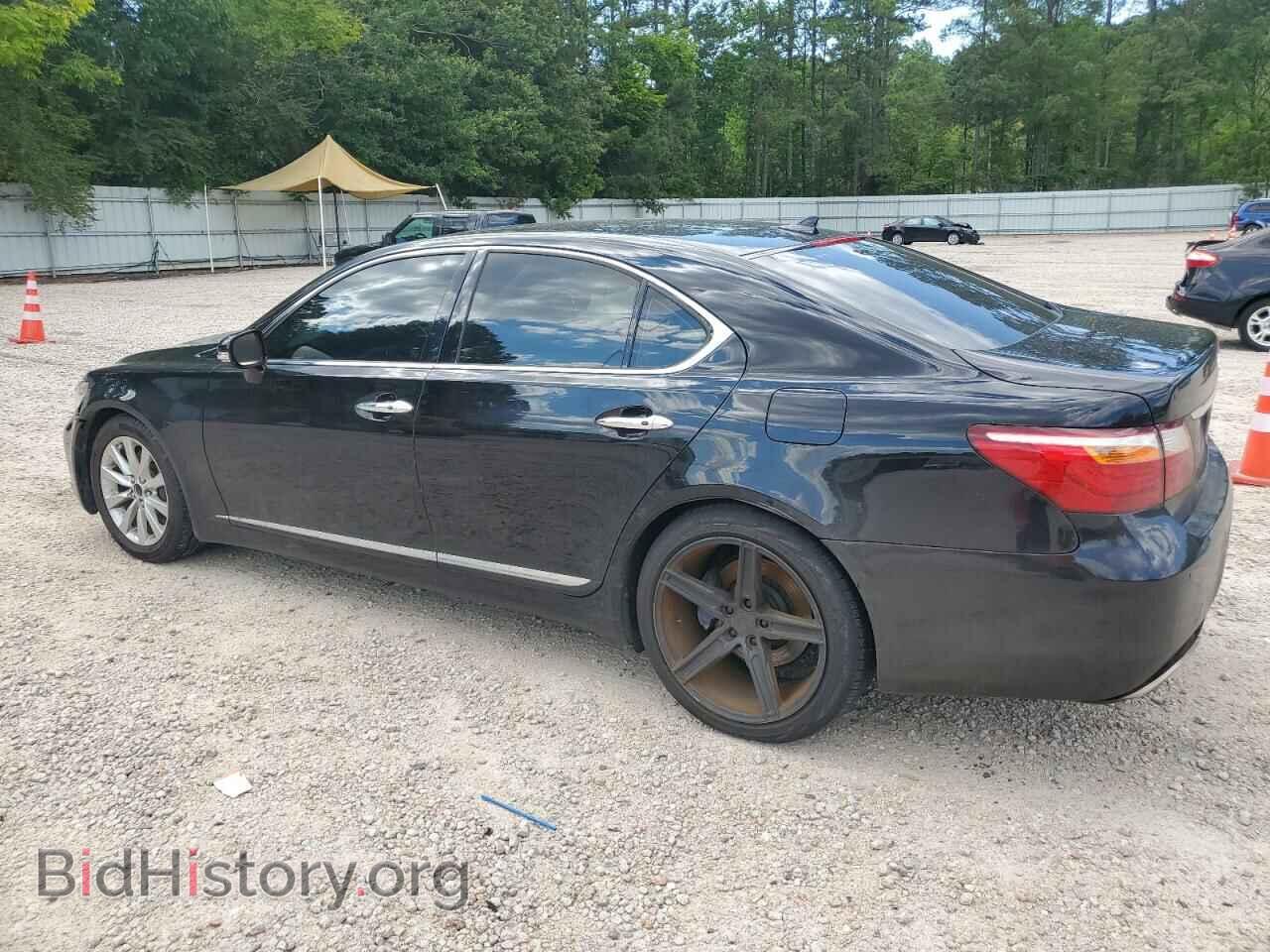 2012 LEXUS LS460 - VIN: JTHCL5EF7C5013901 - Photo 2