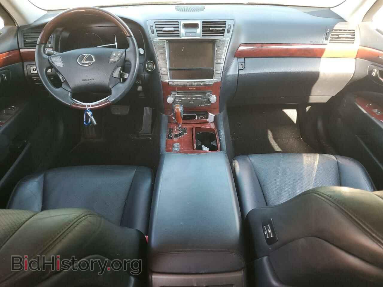 2012 LEXUS LS460 - VIN: JTHCL5EF7C5013901 - Photo 8
