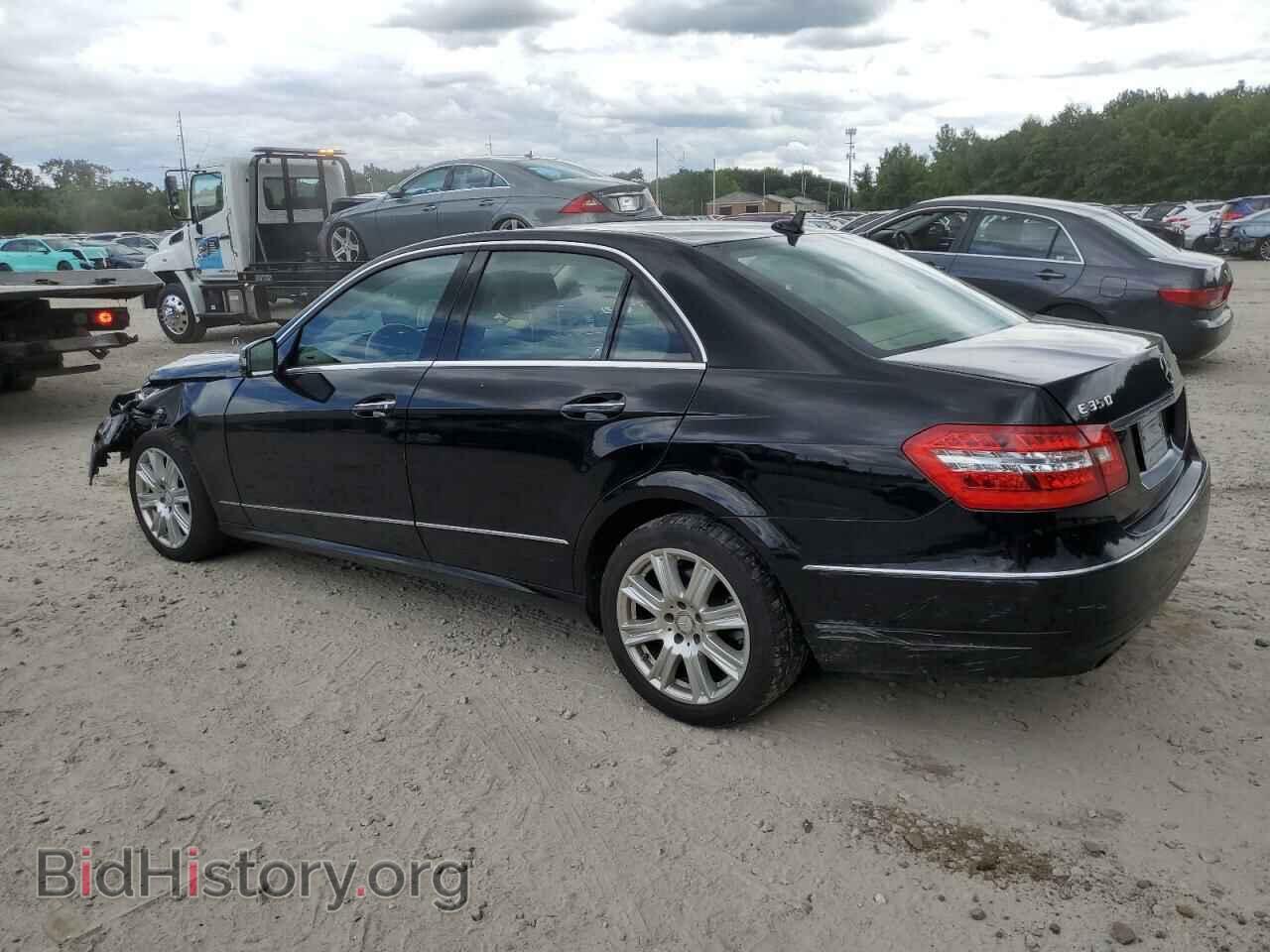 2013 MERCEDES-BENZ E-CLASS - VIN: WDDHF8JB4DA738521 - Фото 2