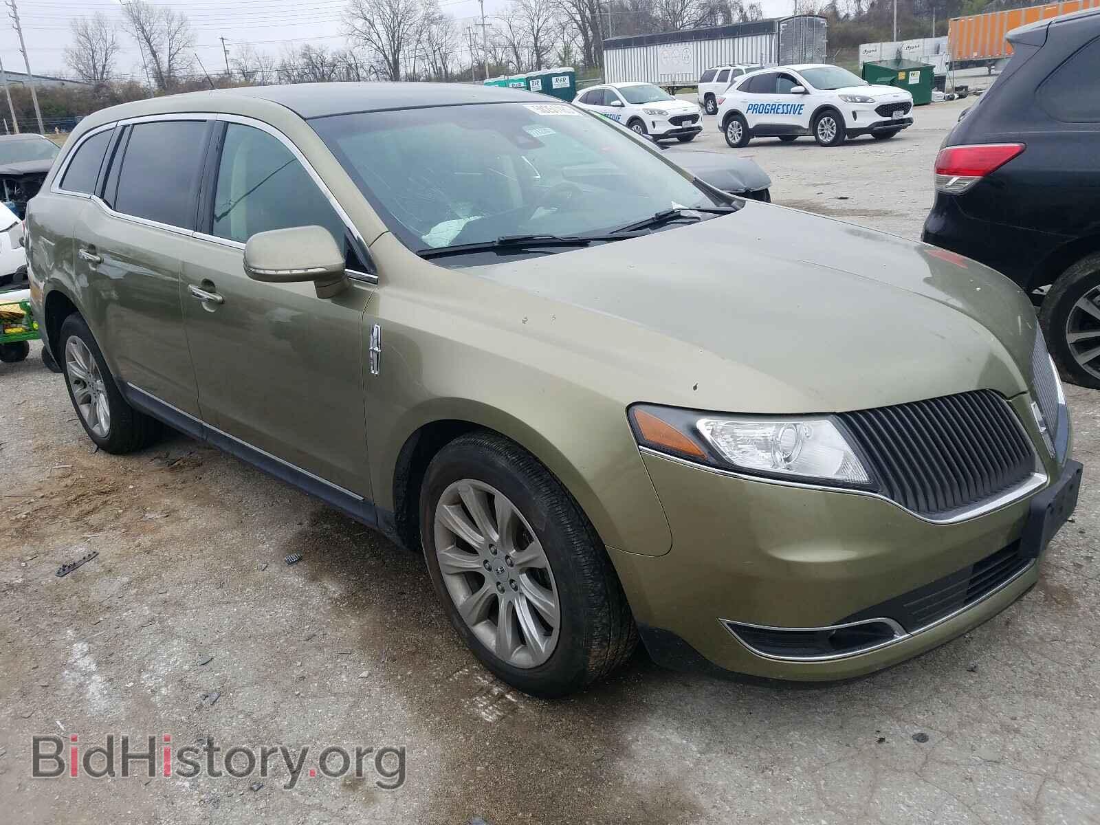Фотография 2LMHJ5FK9DBL53413 - LINCOLN MKT 2013