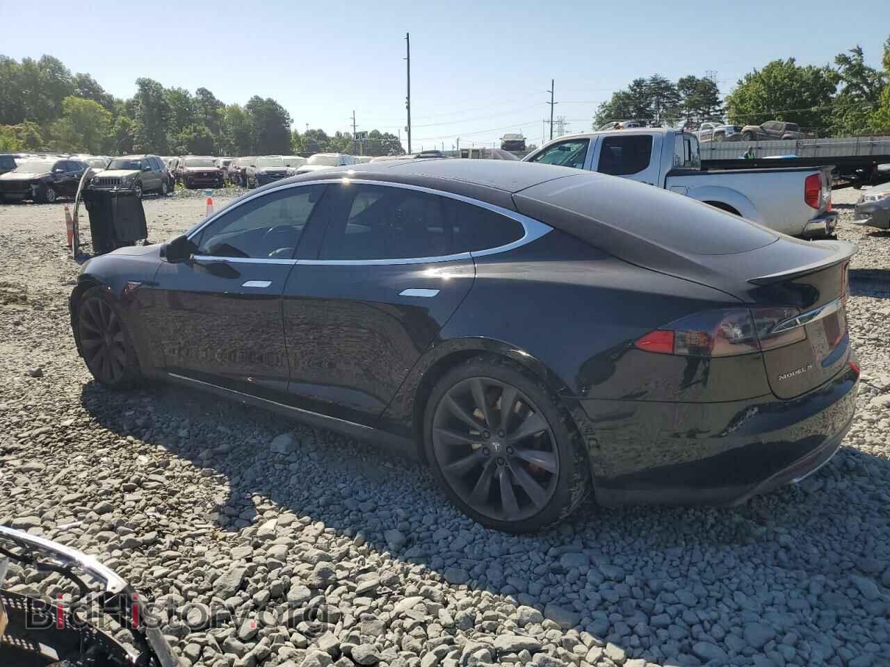2015 TESLA MODEL S - VIN: 5YJSA1E49FF113818 - Фото 2