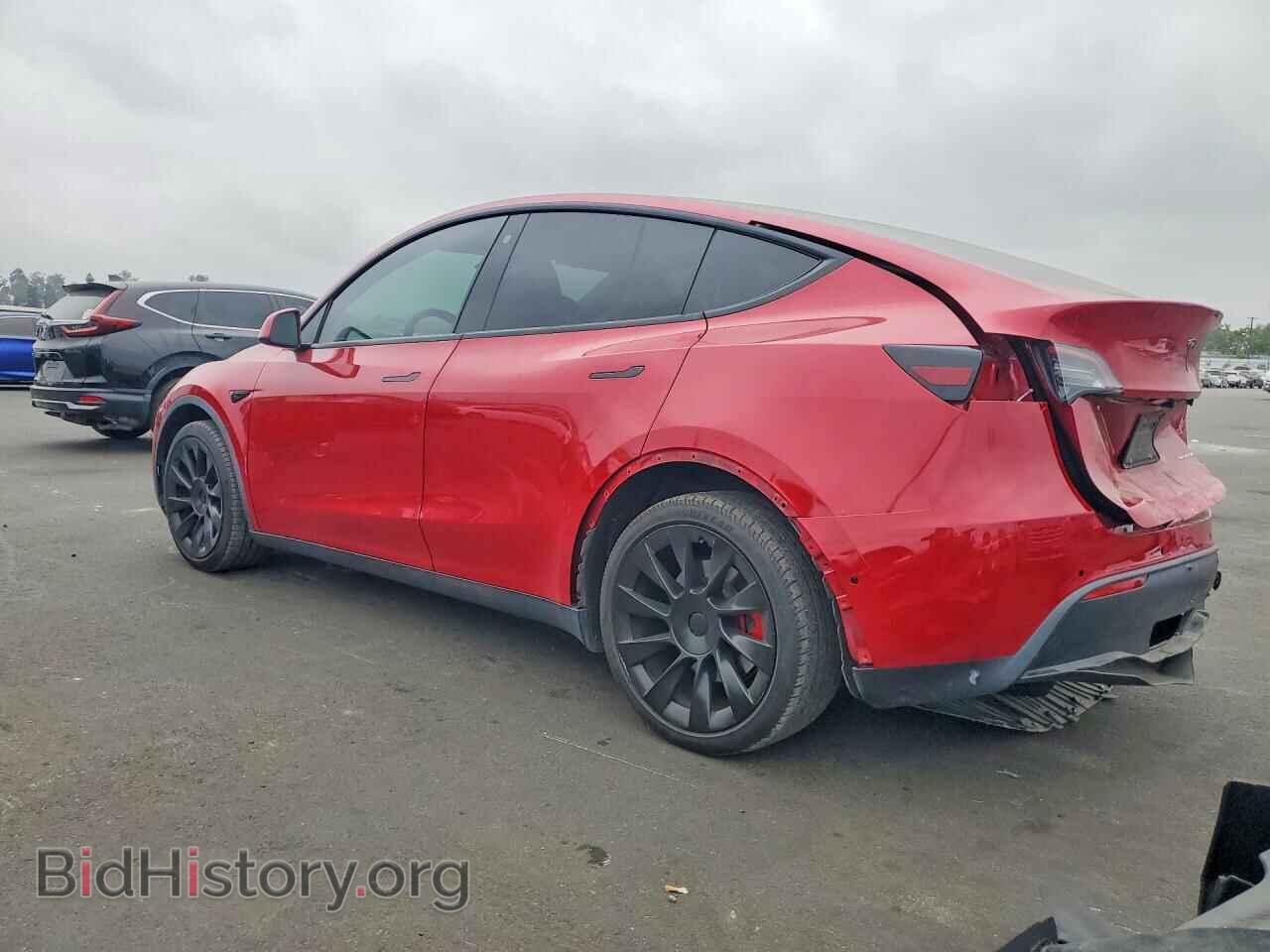2022 TESLA MODEL Y - VIN: 7SAYGAEEXNF561813 - Photo 2