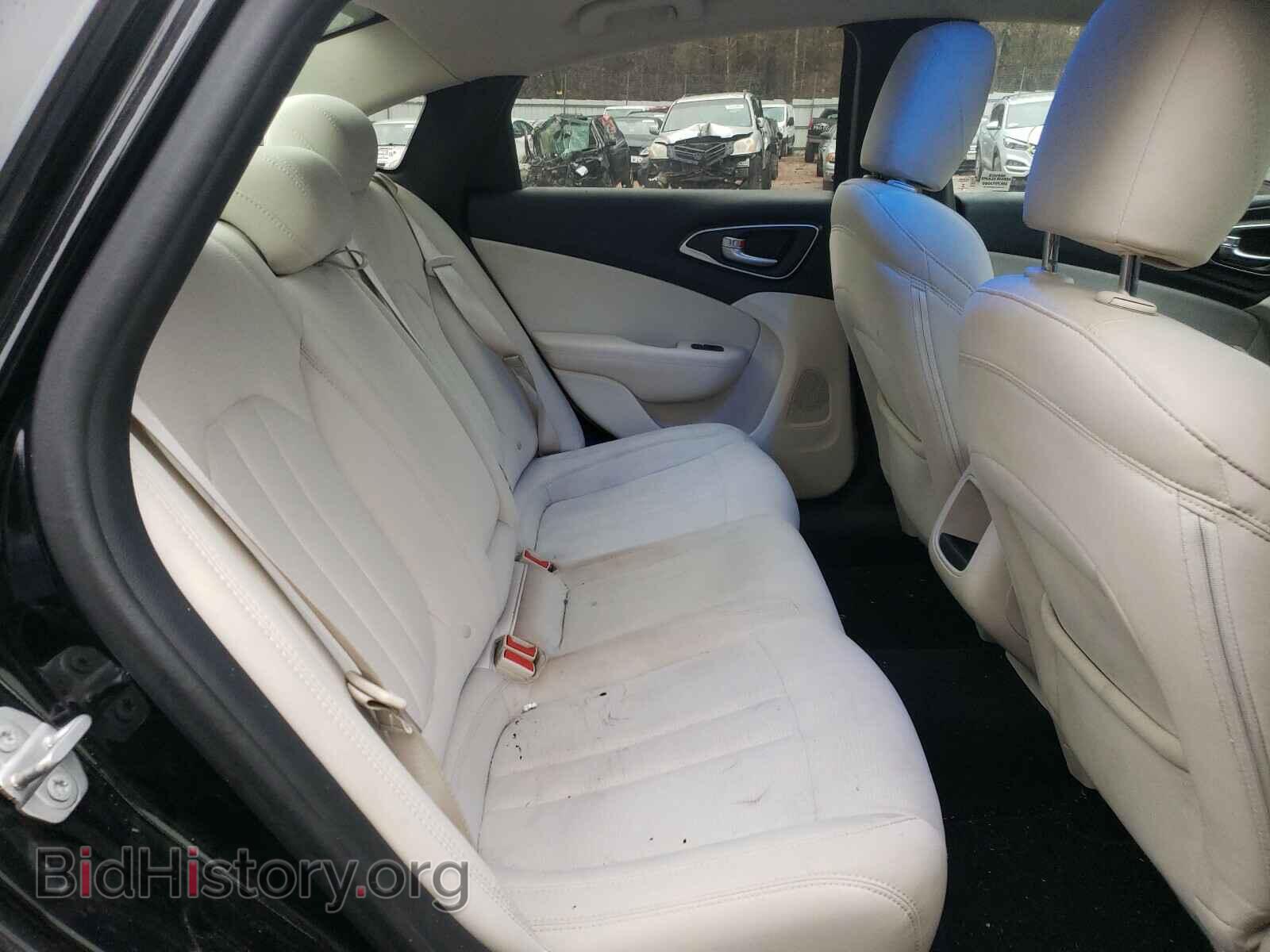2015 CHRYSLER 200 - VIN: 1C3CCCAB0FN713132 - Фото 6