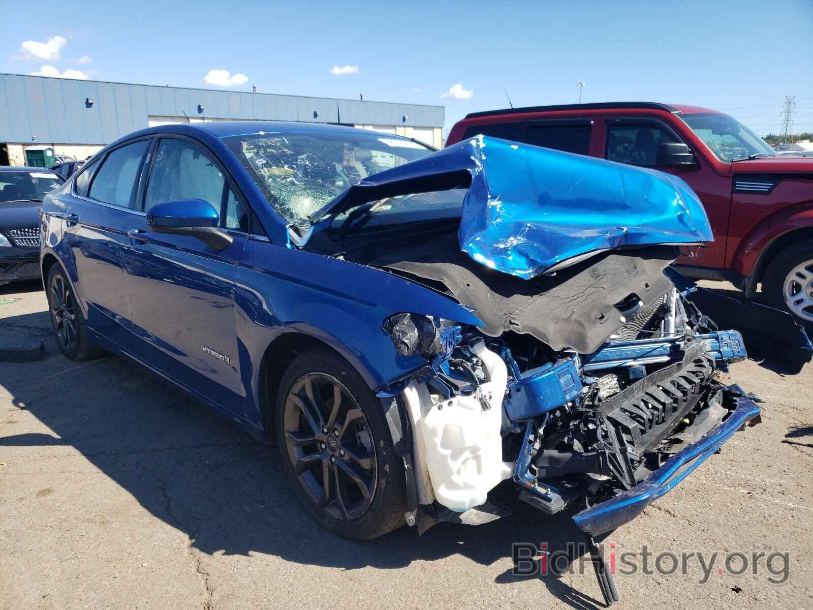 Photo 3FA6P0LU1JR155507 - FORD FUSION 2018