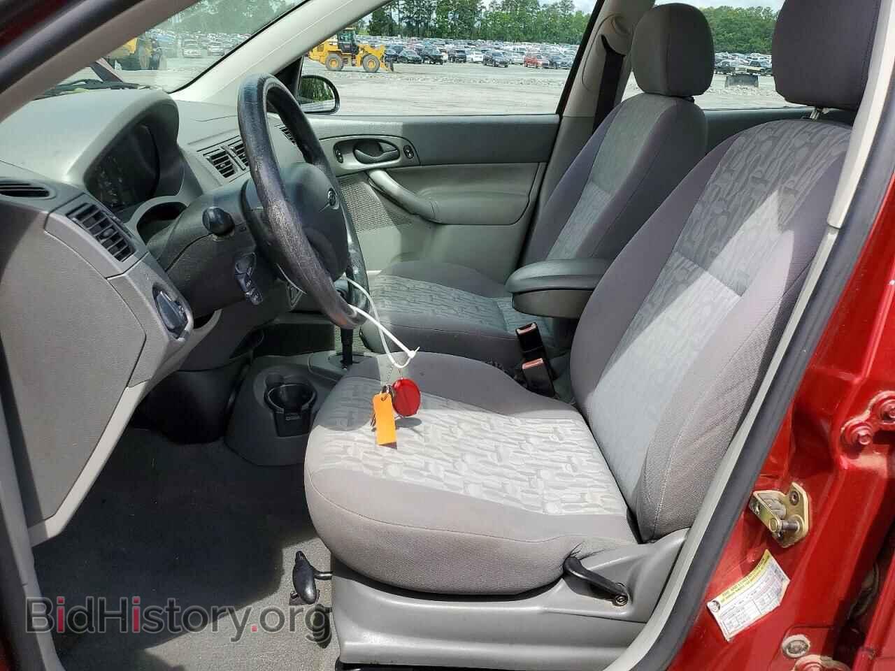 2005 FORD FOCUS - VIN: 1FAFP36N05W241173 - Фото 7