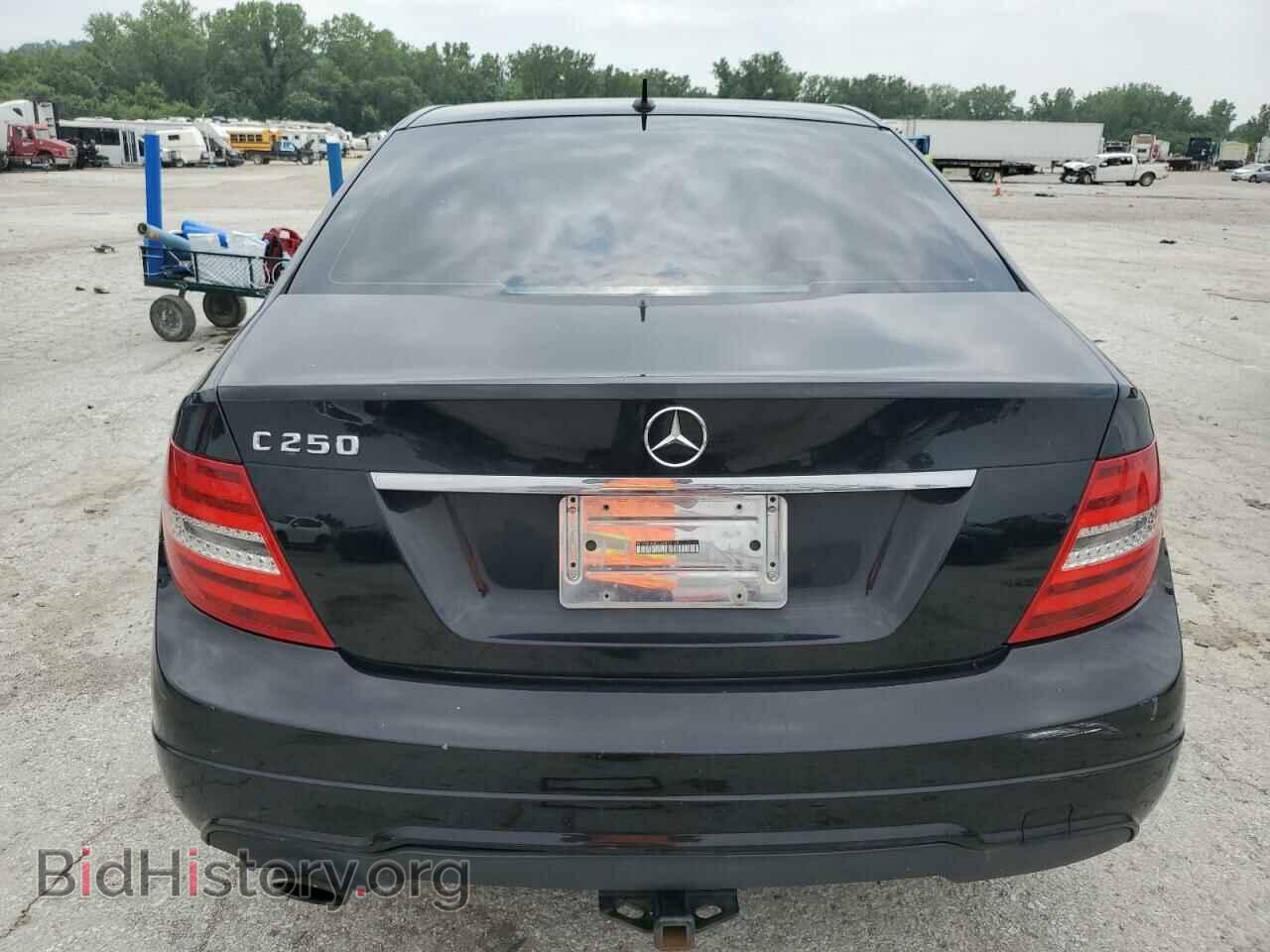 2013 MERCEDES-BENZ C-CLASS - VIN: WDDGF4HB3DA870129 - Фото 6