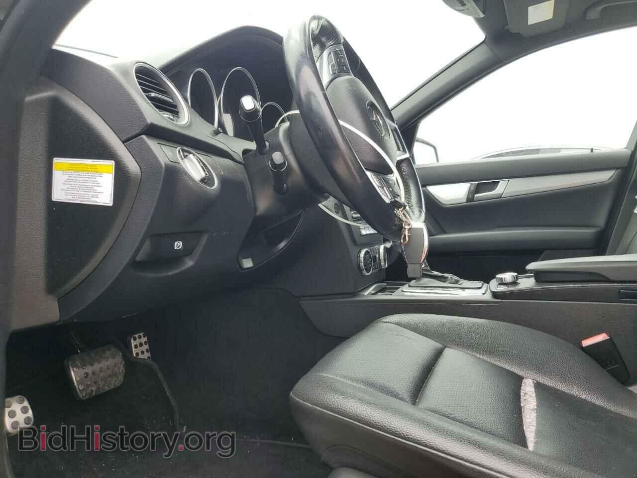 2013 MERCEDES-BENZ C-CLASS - VIN: WDDGF4HB3DA870129 - Фото 7