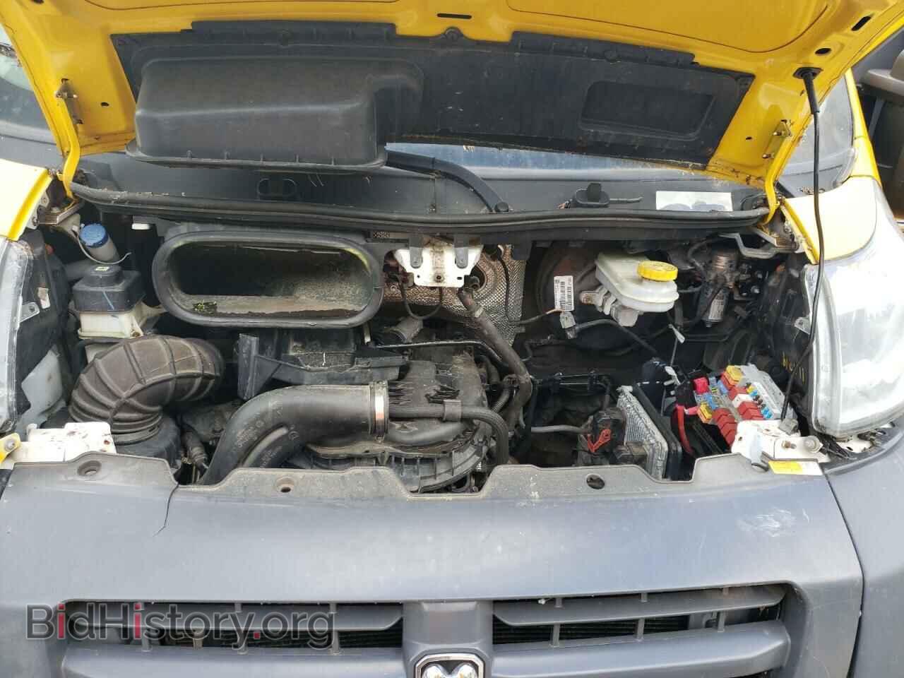 2014 RAM All Models - VIN: 3C6TRVBG9EE105569 - Фото 12