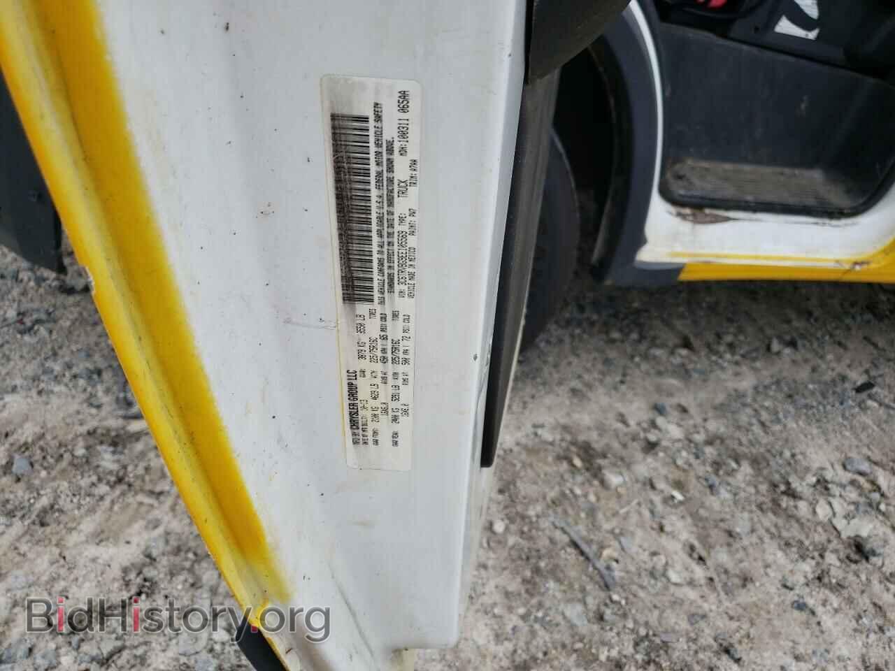 2014 RAM All Models - VIN: 3C6TRVBG9EE105569 - Фото 13