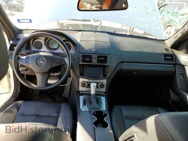 2011 MERCEDES-BENZ C-CLASS - VIN: WDDGF5EB8BA456724 - Фото 8