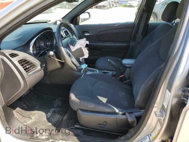 2014 Chrysler 200 (VIN 1C3CCBBG5EN157662) — фото 7 из 12