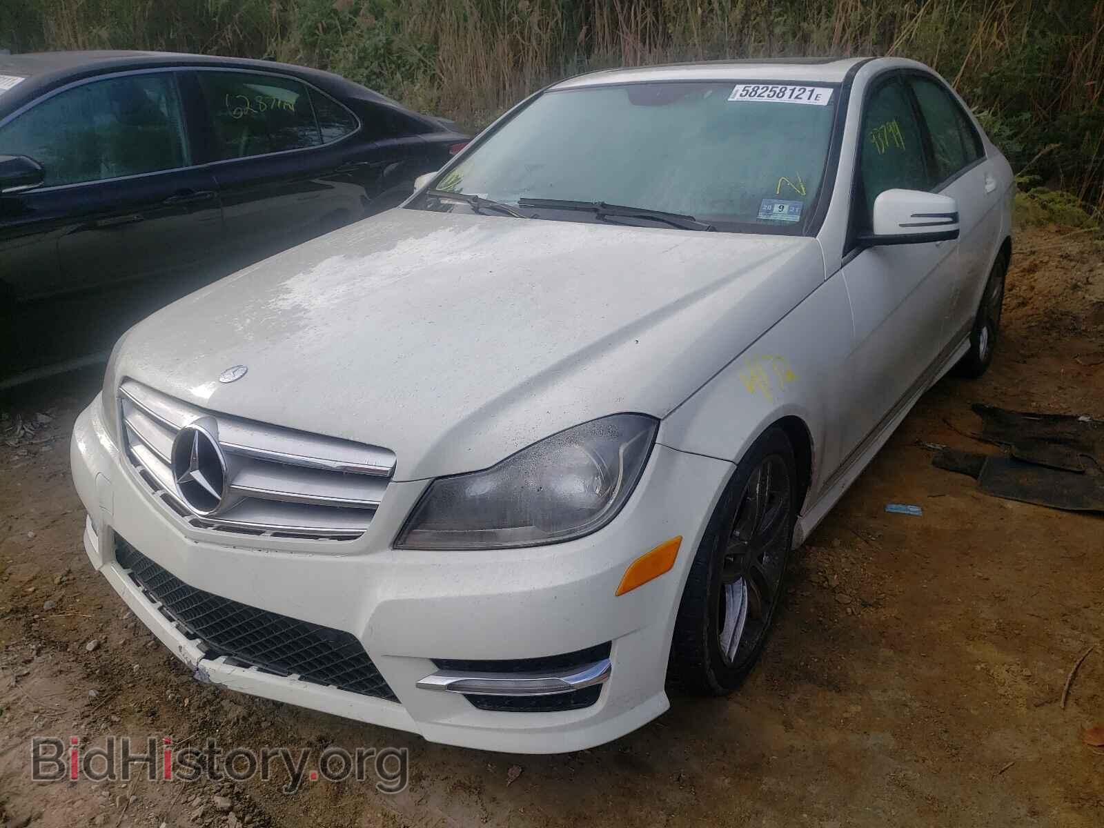 2012 MERCEDES-BENZ C-CLASS - VIN: WDDGF8BB5CA623709 - Фото 2