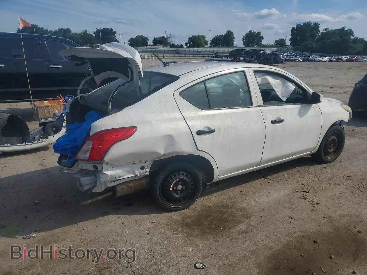 2017 NISSAN VERSA - VIN: 3N1CN7AP3HL856218 - Photo 3
