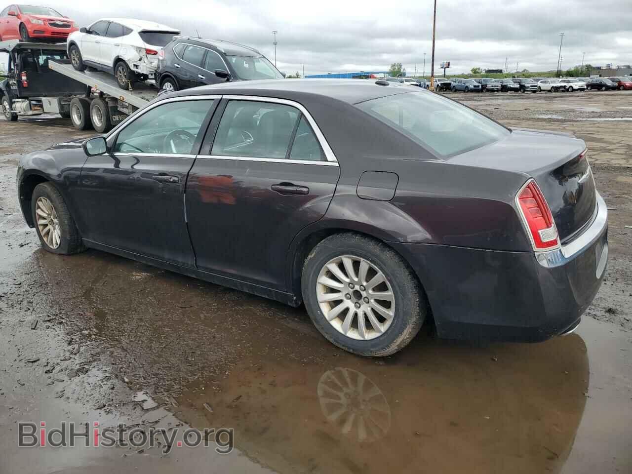 2013 CHRYSLER 300 - VIN: 2C3CCAAG7DH603569 - Фото 2