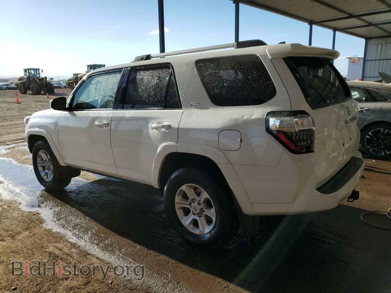 2022 TOYOTA 4RUNNER - VIN: JTEEU5JR5N5262879 - Фото 2