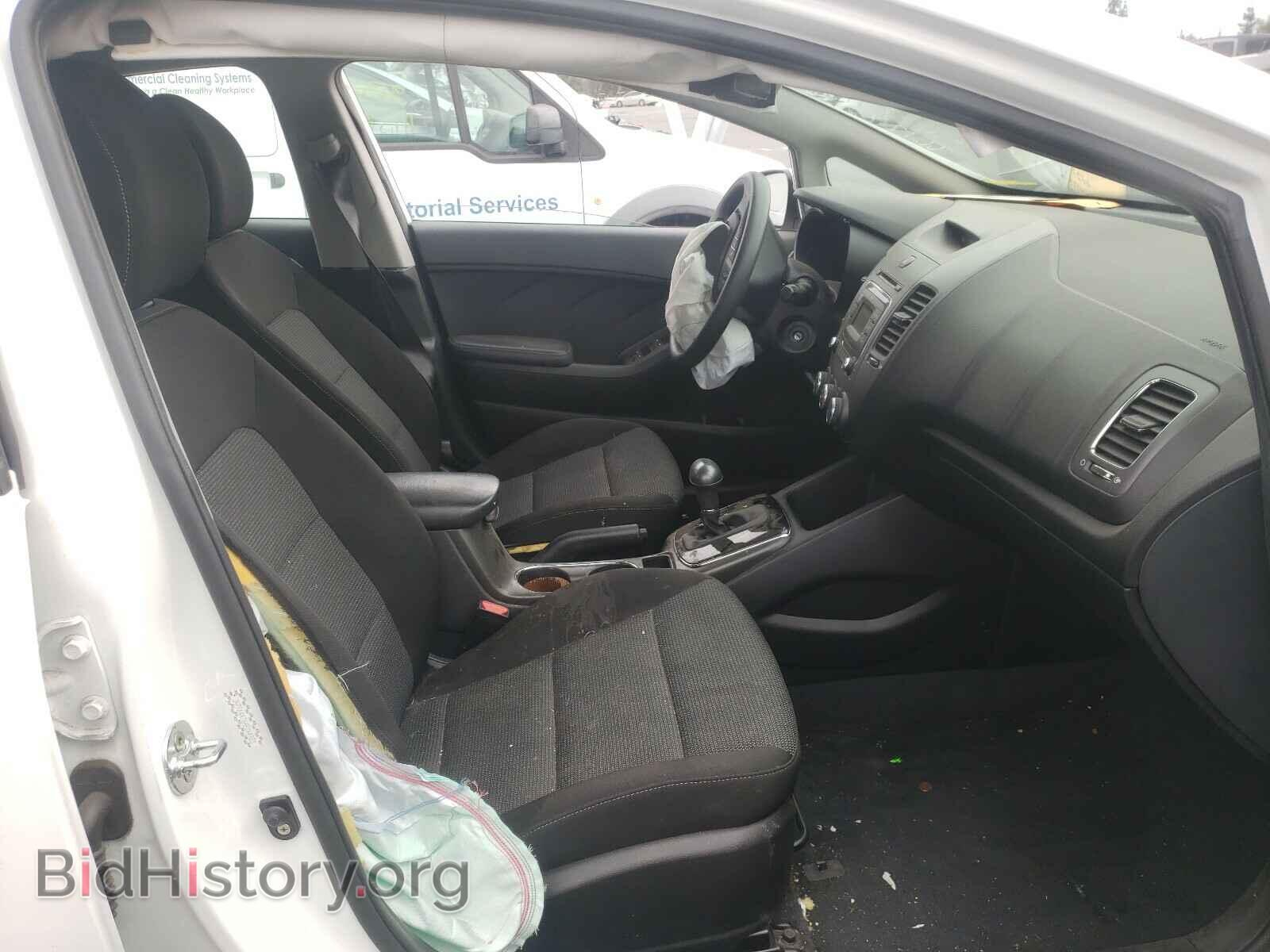 2017 KIA FORTE - VIN: 3KPFK4A76HE044983 - Фото 5