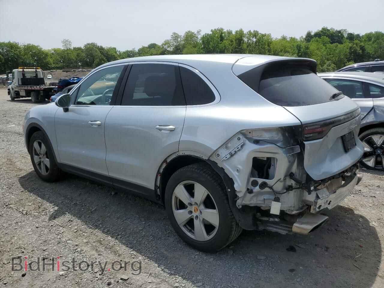 2019 PORSCHE CAYENNE - VIN: WP1AA2AY2KDA06944 - Photo 2