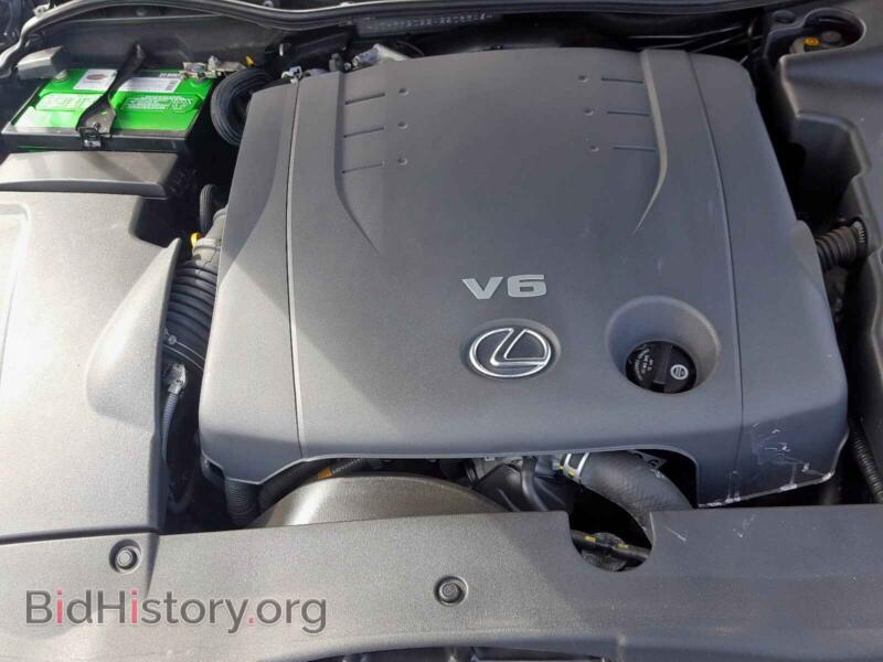 2010 Lexus IS (VIN JTHFF2C22A2508346) — фото 7 из 10