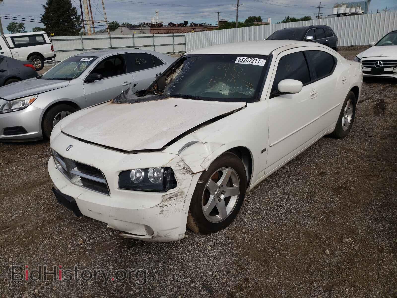 2010 DODGE CHARGER - VIN: 2B3CA3CV7AH229132 - Фото 2