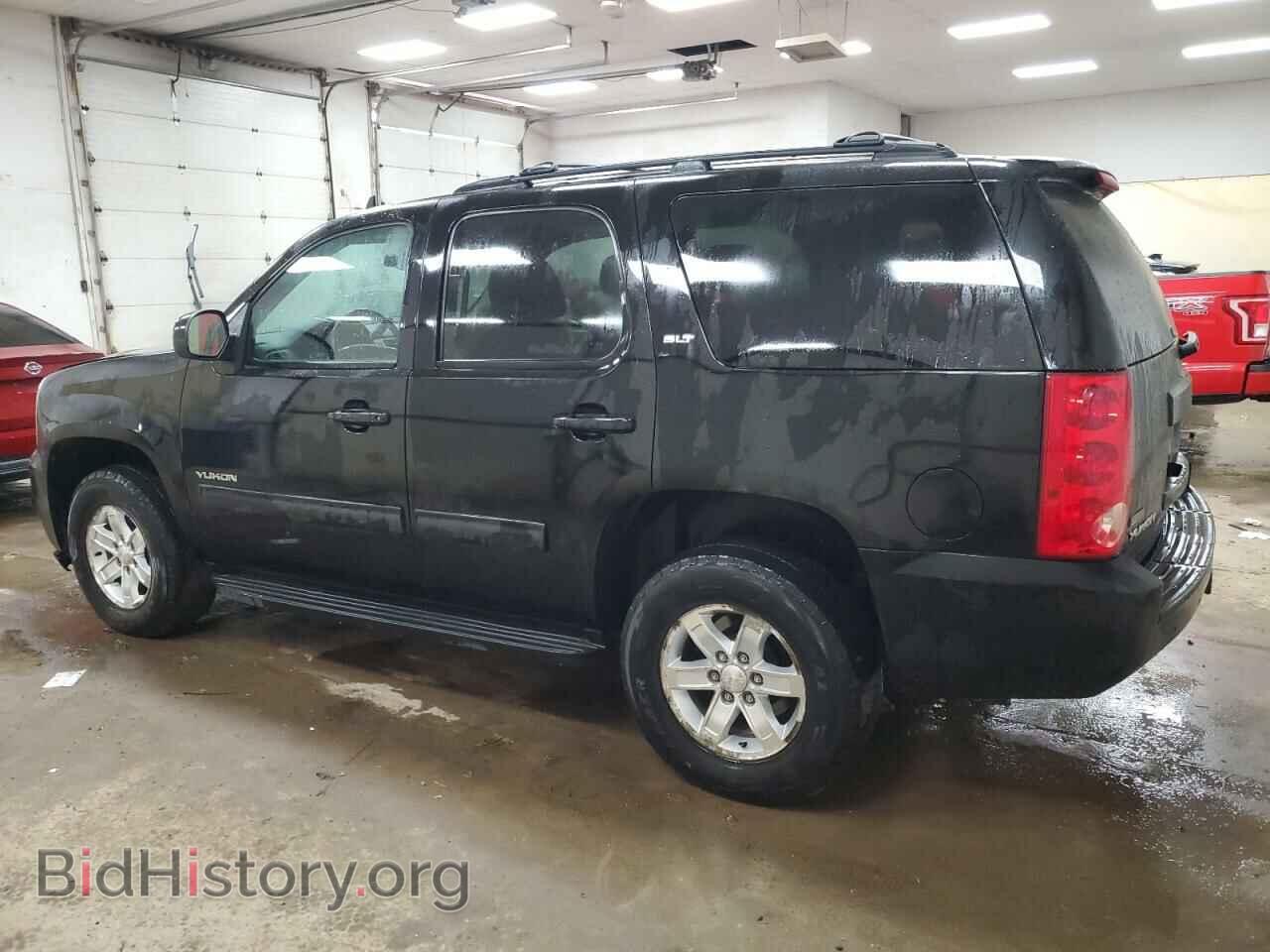 2010 GMC YUKON - VIN: 1GKUKCE05AR127088 - Фото 2