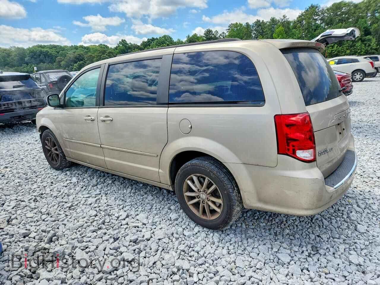2013 DODGE CARAVAN - VIN: 2C4RDGCG7DR648279 - Photo 2
