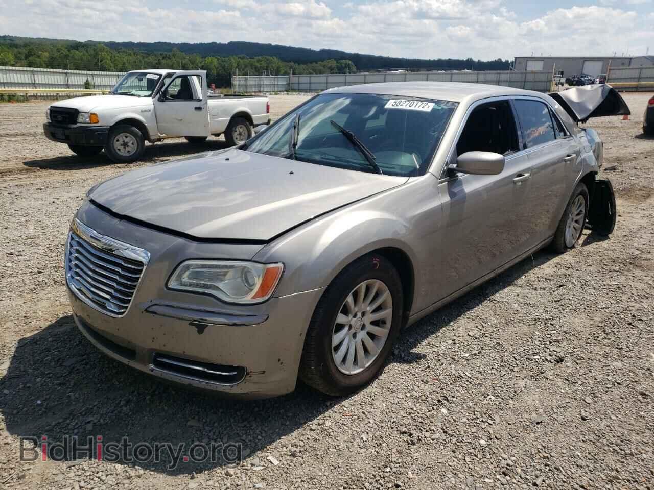 2014 CHRYSLER 300 - VIN: 2C3CCAAG2EH326962 - Фото 2