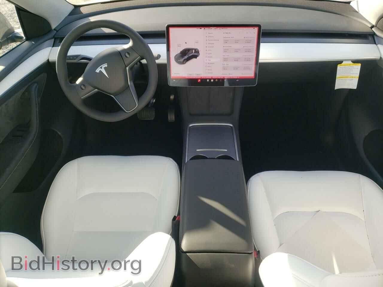 2024 TESLA MODEL Y - VIN: 7SAYGDEE4RF004418 - Photo 8